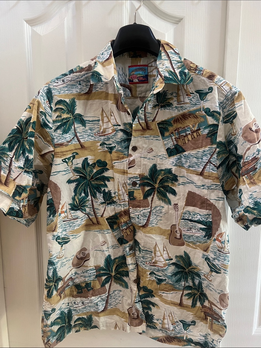 Joe kealuka’s by reyn sooner Tropical Print button up Shirt sz M